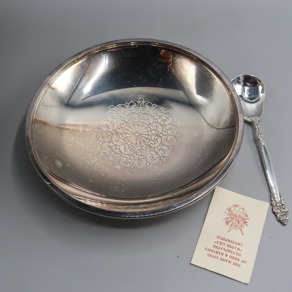 Vintage Serving Dish And Spoon Silverplate 7in side